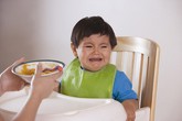 "Lời kêu cứu" của bà mẹ có con còi xương, táo bón "Lời kêu cứu" của bà mẹ có con còi xương, táo bón