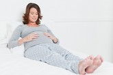 Những điều nên làm để giảm phù nề cho mẹ bầu Những điều nên làm để giảm phù nề cho mẹ bầu