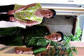 Ôsin cuỗm hàng nghìn đô của chủ, còn đưa giai về nhà "yêu đương" Ôsin cuỗm hàng nghìn đô của chủ, còn đưa giai về nhà "yêu đương"