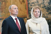 Vợ chồng Tổng thống Nga Putin chính thức ly hôn sau 30 năm chung sống Vợ chồng Tổng thống Nga Putin chính thức ly hôn sau 30 năm chung sống