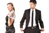 Khéo léo ứng xử khi thu nhập “khủng” hơn chồng Khéo léo ứng xử khi thu nhập “khủng” hơn chồng