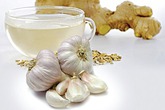 Những bài thuốc từ tỏi và gừng hiệu quả không ngờ Những bài thuốc từ tỏi và gừng hiệu quả không ngờ