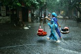 Miền Bắc mưa giông 3 ngày đầu tuần, đề phòng lũ quét Miền Bắc mưa giông 3 ngày đầu tuần, đề phòng lũ quét