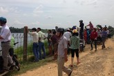 Chụp ảnh cưới, cô dâu "đụng" tử thi bồng bềnh dưới hồ đá Chụp ảnh cưới, cô dâu "đụng" tử thi bồng bềnh dưới hồ đá