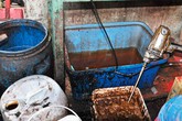 Ghê sợ cà phê giả, độc hại nhan nhản tại các quán Ghê sợ cà phê giả, độc hại nhan nhản tại các quán