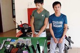 Hai tên trộm hối lộ cảnh sát 50 triệu đồng Hai tên trộm hối lộ cảnh sát 50 triệu đồng