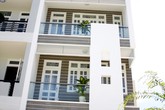 Mát mắt với ngôi nhà ngập sắc trắng tại Nhà Bè, TP Hồ Chí Minh Mát mắt với ngôi nhà ngập sắc trắng tại Nhà Bè, TP Hồ Chí Minh