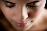 Chồng tự "thắt đường truyền" để quyết không có con với vợ Chồng tự "thắt đường truyền" để quyết không có con với vợ