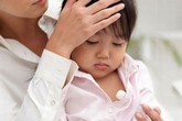 Đau đầu ở trẻ em: Cha mẹ chớ chủ quan Đau đầu ở trẻ em: Cha mẹ chớ chủ quan