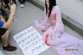 Các "mỹ nhân thời xưa" bỗng dưng xuất hiện ngoài đời Các "mỹ nhân thời xưa" bỗng dưng xuất hiện ngoài đời
