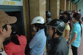 Khổ vì... thẻ ATM Khổ vì... thẻ ATM