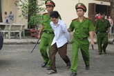 Bị sa thải, nhân viên đâm chết sếp cho bõ tức Bị sa thải, nhân viên đâm chết sếp cho bõ tức