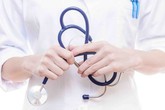 Kiện bác sĩ người Canada vì... "vùng kín" bị khâu quá hẹp Kiện bác sĩ người Canada vì... "vùng kín" bị khâu quá hẹp
