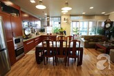 Đầy cảm hứng với căn hộ tràn sắc xanh tại Hoàng Hoa Thám Đầy cảm hứng với căn hộ tràn sắc xanh tại Hoàng Hoa Thám