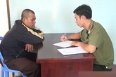 Thầy tu bán nhang dạo giải hạn "chỗ kín" cho thiếu nữ 17 tuổi Thầy tu bán nhang dạo giải hạn "chỗ kín" cho thiếu nữ 17 tuổi