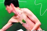 Choáng với thầy giáo khỏa thân dạy lịch sử Choáng với thầy giáo khỏa thân dạy lịch sử