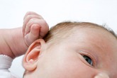 Mách mẹ cách vệ sinh 3 vùng nhạy cảm nhất của bé Mách mẹ cách vệ sinh 3 vùng nhạy cảm nhất của bé