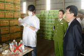 Pha "nhầm" cồn đánh vecni gây nên sự cố ở "Rượu nếp 29 Hà Nội" Pha "nhầm" cồn đánh vecni gây nên sự cố ở "Rượu nếp 29 Hà Nội"