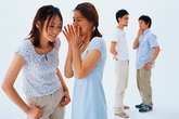 Vợ ơi, giảm "báo cáo" với hai mẹ nhé! Vợ ơi, giảm "báo cáo" với hai mẹ nhé!