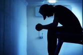 Mất người yêu vì lỡ quan hệ với đồng nghiệp khi say Mất người yêu vì lỡ quan hệ với đồng nghiệp khi say
