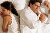 Vợ tôi nhàm chán trong chuyện chăn gối Vợ tôi nhàm chán trong chuyện chăn gối