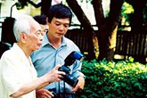 Con trai cả Đại tướng về quê lo tang cha Con trai cả Đại tướng về quê lo tang cha
