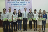 Kiên Giang: Bế giảng lớp nghiệp vụ DS-KHHGĐ đạt chuẩn viên chức dân số Kiên Giang: Bế giảng lớp nghiệp vụ DS-KHHGĐ đạt chuẩn viên chức dân số