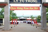 Học sinh lớp 10 đột tử tại trường Học sinh lớp 10 đột tử tại trường