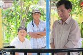 Vợ không cho tiền trả nợ, chồng cầm dao đâm 3 nhát Vợ không cho tiền trả nợ, chồng cầm dao đâm 3 nhát