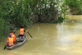 Đã tìm thấy thi thể nam sinh viên mất tích trong lũ Đã tìm thấy thi thể nam sinh viên mất tích trong lũ