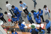 Hà Nội: Cơm chay miễn phí ấm lòng sĩ tử Hà Nội: Cơm chay miễn phí ấm lòng sĩ tử