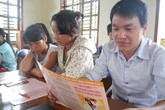 Sống cùng cha mẹ đẻ vẫn là con ngoài giá thú Sống cùng cha mẹ đẻ vẫn là con ngoài giá thú