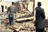 Kinh hoàng động đất mạnh ở Pakistan, 238 người chết Kinh hoàng động đất mạnh ở Pakistan, 238 người chết