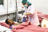 Khi bệnh viện phải kí nợ cho bệnh nhân nghèo Khi bệnh viện phải kí nợ cho bệnh nhân nghèo