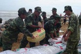 Phú Yên: Sập 100m kè chắn sóng, 20 hộ phải di dời Phú Yên: Sập 100m kè chắn sóng, 20 hộ phải di dời