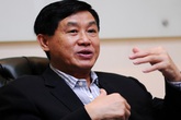 Bố chồng Hà Tăng: 'Tràng Tiền không phải canh bạc' Bố chồng Hà Tăng: 'Tràng Tiền không phải canh bạc'