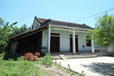 Hãi hùng cô giáo bị gã cướp đánh đập tàn bạo rồi hiếp dâm Hãi hùng cô giáo bị gã cướp đánh đập tàn bạo rồi hiếp dâm