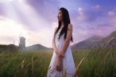 Bà vợ già ở quê làm sao so sánh được với cô? Bà vợ già ở quê làm sao so sánh được với cô?
