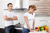 Bí quyết vượt qua 10 khoảnh khắc bờ vực của hôn nhân Bí quyết vượt qua 10 khoảnh khắc bờ vực của hôn nhân