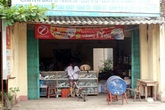 Một đồng chí công an bị khống chế, cướp 5 cây vàng Một đồng chí công an bị khống chế, cướp 5 cây vàng