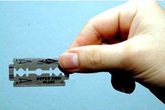 Nhát dao lam tàn độc của 4 người đàn bà Nhát dao lam tàn độc của 4 người đàn bà
