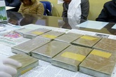Nữ giáo viên giấu 40 bánh heroin trong ký túc xá Nữ giáo viên giấu 40 bánh heroin trong ký túc xá