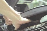 Hai tên trộm xe của phó chủ tịch tỉnh bị bắt Hai tên trộm xe của phó chủ tịch tỉnh bị bắt