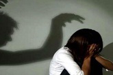 Phạt tù 9 năm kẻ đồi bại làm cháu họ 14 tuổi mang bầu Phạt tù 9 năm kẻ đồi bại làm cháu họ 14 tuổi mang bầu