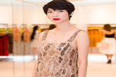 Xuân Lan "vác bụng bầu" hơn 6 tháng ra Hà Nội shopping Xuân Lan "vác bụng bầu" hơn 6 tháng ra Hà Nội shopping