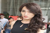 Thí sinh Next Top Model quá nghèo để chuyển giới được 100% Thí sinh Next Top Model quá nghèo để chuyển giới được 100%