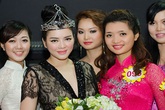 Lý Nhã Kỳ đội vương miện kim cương nhận vai trò đại sứ mới Lý Nhã Kỳ đội vương miện kim cương nhận vai trò đại sứ mới