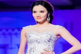 Đại gia đưa đón Trang Nhung bằng xe tiền tỷ Đại gia đưa đón Trang Nhung bằng xe tiền tỷ