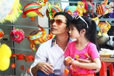 Các nhóc tì nhà "sao" Việt đón Trung thu sớm ra sao? Các nhóc tì nhà "sao" Việt đón Trung thu sớm ra sao?