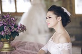 Hương Giang chuyển giới xinh như mộng khi làm cô dâu Hương Giang chuyển giới xinh như mộng khi làm cô dâu